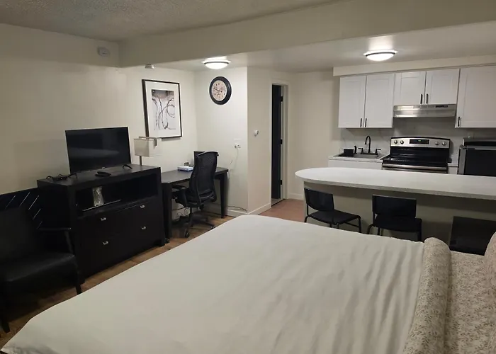 H&H Motor Lodge